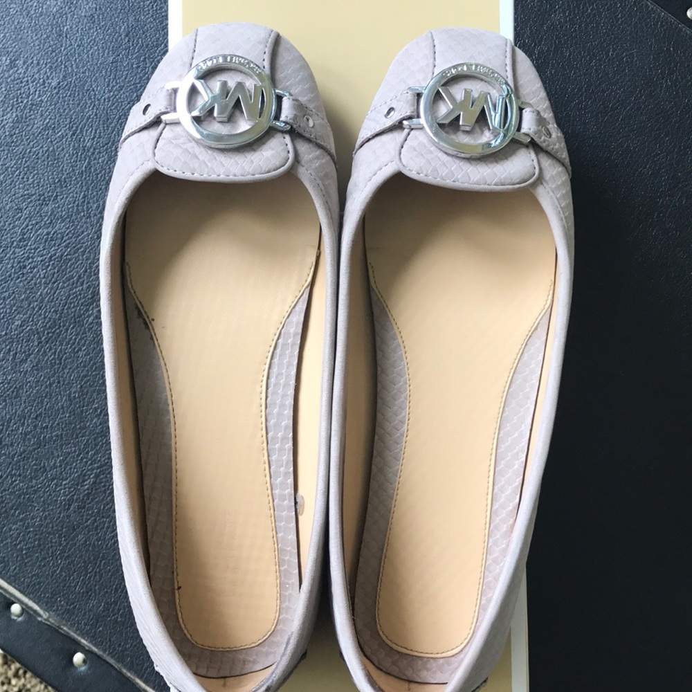 Michael Kors Nude Flats